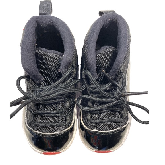 Nike Jordan Retro 11 - Picture 5 of 7